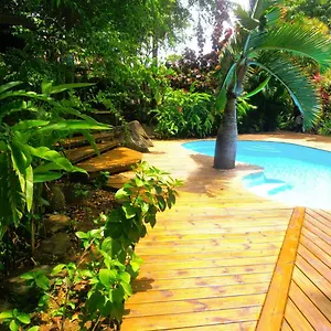 Les Manguiers , Deshaies Guadeloupe